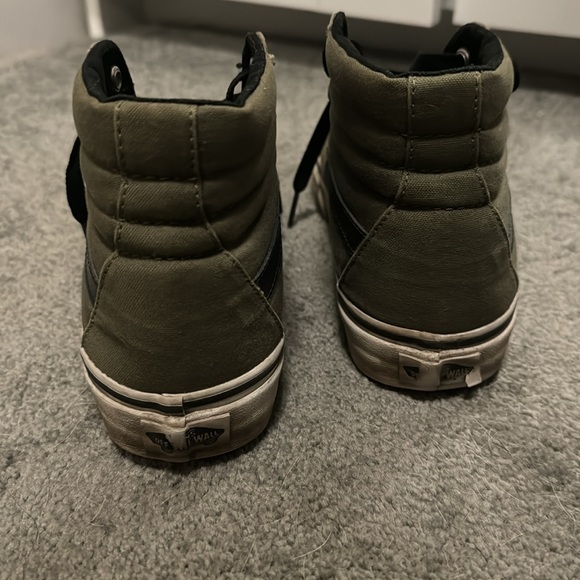 Army Green Vans - Picture 2 of 4